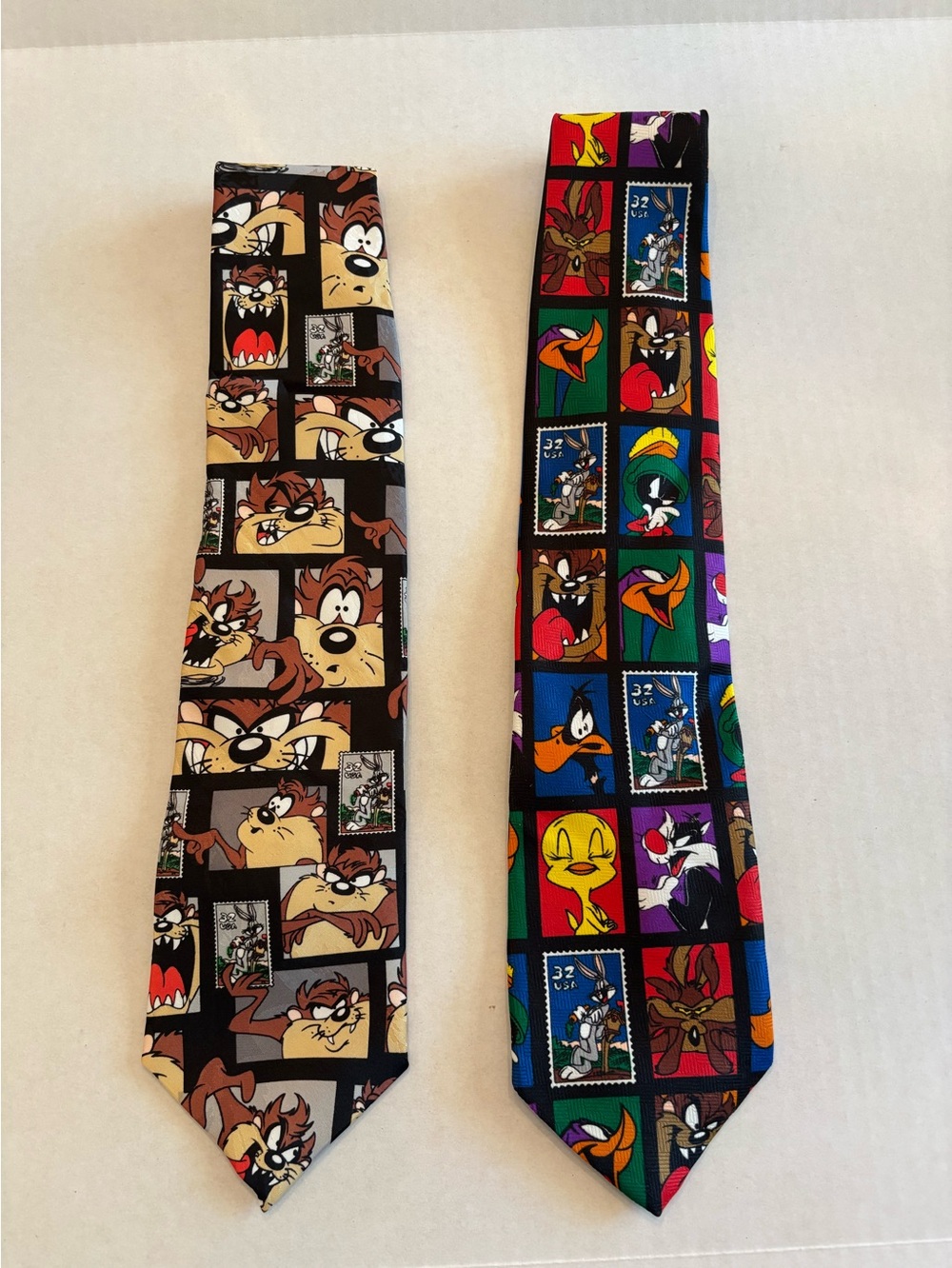 Vtg Set of Looney Tunes Men's  Ties 1997 EUC